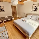 Lejlighed 250m House Sleeps 11 Near Strasbourg