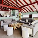250m House Sleeps 11 Near Strasbourg Kilstett