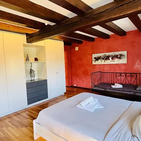 Daire 250m House Sleeps 11 Near Strasbourg