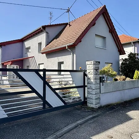 250m House Sleeps 11 Near Strasbourg Daire