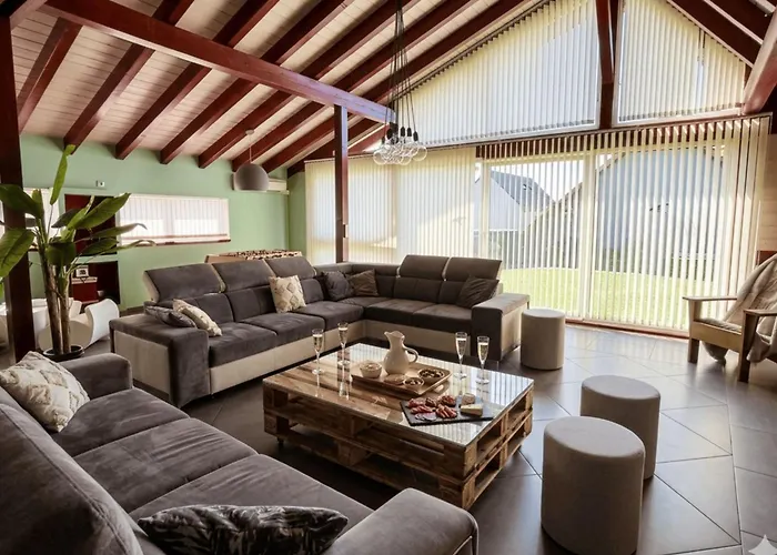 Apartment 250m House Sleeps 11 Near Strasbourg Kilstett