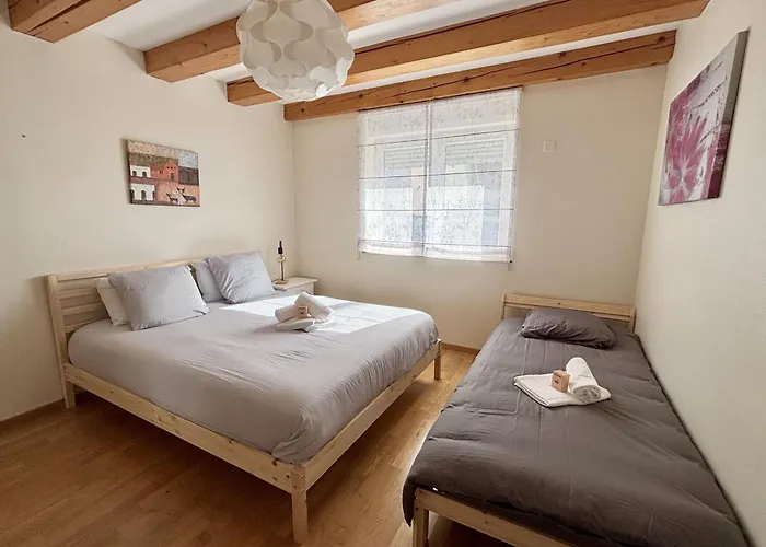 250m House Sleeps 11 Near Strasbourg Apartment Kilstett