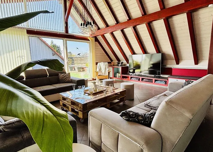 250m House Sleeps 11 Near Strasbourg Kilstett