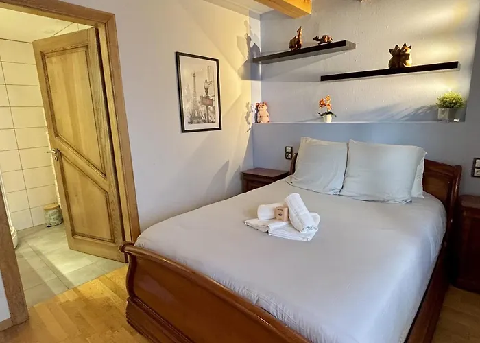 250m House Sleeps 11 Near Strasbourg Apartmán *
