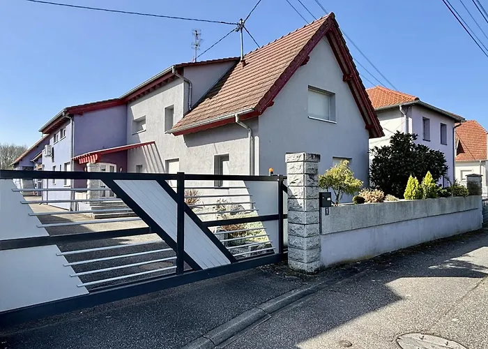 250m House Sleeps 11 Near Strasbourg Apartment